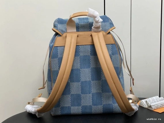 WIS Backpack Montsouris LOUIS VUITTON 0108